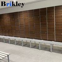 Armario con Casilleros HPL para Oficina en Casa Brikley, Casilleros para Vestuario, Bancos, Estructura Resistente al Agua y Desmontable, Garantía de 5 Años