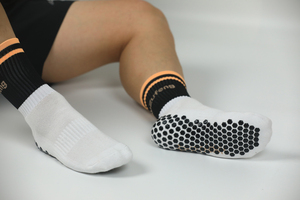 Calcetines deportivos para jóvenes con logotipo personalizado de Happyzufeng, equipo de alta compresión, transpirables, antibacterianos, de punto, sublimación inferior de ciclo libre - Product Image 2