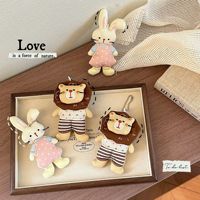 Pendentif en tissu forestier de 12,5 cm, motif animaux de dessin animé, petite poupée en coton rembourrée mignonne (lapin et ours), niche