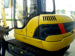 Excavatrice Zoomlion Digger 6t ZE60G avec brise-roche et tarière - Product Image 3