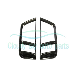Grilles d'aération inférieures en nid d'abeille en fibre de carbone YT pour pare-chocs arrière <span class=keywords><strong>R8</strong></span> <span class=keywords><strong>V10</strong></span> <span class=keywords><strong>Plus</strong></span> Coupé 2 portes 16-18 - Product Image 4
