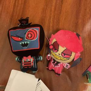 Série de fantaisie transfrontalière Hell Inn Doll Vokes Personnage en polyester de 10 cm pour pendentif Alastor Heske Emballage en sac en filet unisexe - Product Image 2