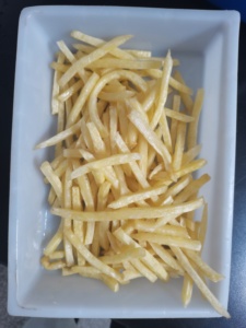 Frites de pommes de terre surgelées de haute qualité, jaunes naturelles, cuites <span class=keywords><strong>au</strong></span> <span class=keywords><strong>four</strong></span>, certifiées HACCP, pour couples, origine Chine - Product Image 4
