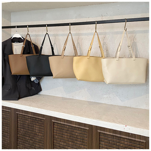 2025 nouveaux sacs fourre-tout compacts de haute qualité pour femmes nouvelle tendance sac à bandoulière en cuir Pu de haute qualité - Product Image 3