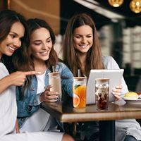 Gobelets en verre de 24 oz avec couvercles et pailles, bocaux Mason à large ouverture pour smoothies, café, boba et boissons glacées au matcha