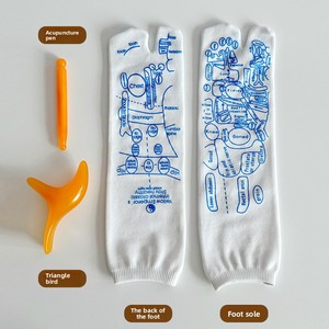 Chaussettes de thérapie des pieds de soins de santé d'équipage exclusives transfrontalières Diagramme de points d'acupuncture anglais pour le massage des méridiens Chaussettes de massage Homesole - Product Image 1