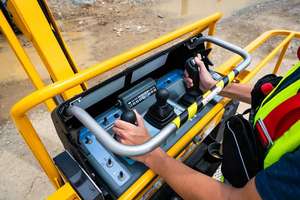 नई पेंटिंग और अच्छे पहियों के साथ हाओट डीजल बूस्ट लिफ्ट Htt43rtj का इस्तेमाल किया, चीन में रेंडहैंड बूस्ट लिफ्ट रेंटल तैयार - Product Image 4