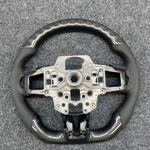 Volant sport en fibre de carbone pour Mustang 15-17 – Amélioration et modification automobile - Product Image 3