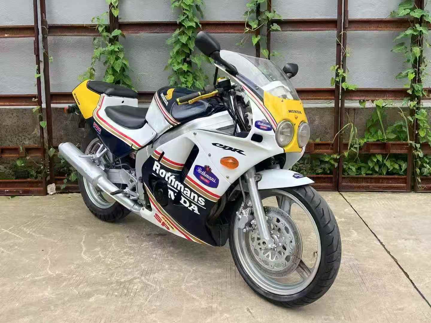 Honda CBR 250 Motorcycle Parts - Quality & Performance