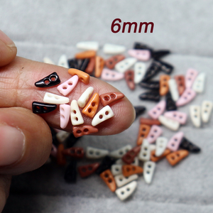 Botones de Resina Ultra Mini de 6mm con Forma de Cuerno, Botones Pequeños de 2 Agujeros para Ropa de Muñecas OB11 Blythe, Accesorios de Costura - Product Image 1