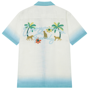 Camicia da spiaggia a maniche corte con colletto in fibra di poliestere 100% e stampa di <span class=keywords><strong>palme</strong></span> posizionate. - Product Image 3