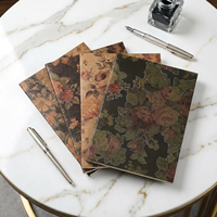 Cuadernos Escolares con Logotipo Personalizado en Estilo Retro con Lámina Dorada/Estampado en Relieve, Opción de Color y Tamaño Personalizados, Caja de Regalo