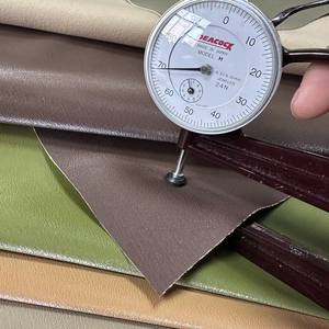 Tessuto in Pelle Sintetica PU Goffrata, Materiale Grezzo in Poliuretano Effetto Pelle di Maiale per Fodere di Scarpe e Borse - Product Image 3