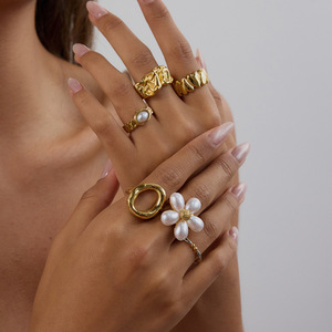 Ensemble de bagues élégantes en perles pour femmes, couleur or, motif floral géométrique, sertissage clos, bijoux cadeau, bagues tendance - Product Image 4