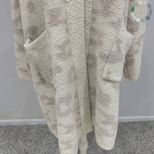 أردية مخصصة مع شعار بيجامات من الفلانيل بيجامات شتوية ناعمة ملابس منزلية رداء محبوك فضفاض - Product Image 4