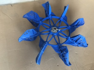 Roues d'accessoires d'aérateur <span class=keywords><strong>à</strong></span> roue <span class=keywords><strong>à</strong></span> aubes pour l'augmentation de l'oxygène dans les <span class=keywords><strong>étang</strong></span>s <span class=keywords><strong>à</strong></span> poissons et les fermes d'élevage de crevettes, fabrication chinoise, vente chaude - Product Image 6