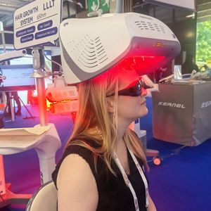 <span class=keywords><strong>Traitement</strong></span> capillaire populaire Kernel 2026 pour la repousse des cheveux, thérapie <span class=keywords><strong>laser</strong></span> 650 nm, usage clinique - Product Image 2