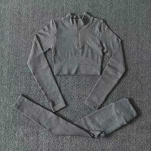 Conjunto Deportivo de <span class=keywords><strong>Yoga</strong></span> de 2 Piezas con Mangas Largas 2024, <span class=keywords><strong>Ropa</strong></span> Deportiva, <span class=keywords><strong>Ropa</strong></span> Activa, Etiqueta Privada Personalizada sin Costuras, Conjuntos de Gimnasio y Fitness <span class=keywords><strong>para</strong></span> Mujer - Product Image 3