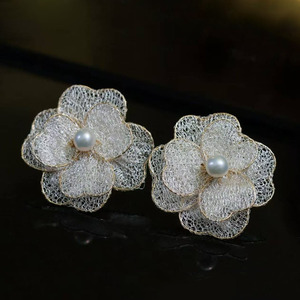 wholesale Jewelry 14K Gold Filled Floral <b>Stud</b> Earrings, Italian Metal Lace Craft Natural Freshwater Pearl Flower Earrings - Product Image 1