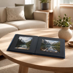 <span class=keywords><strong>Livre</strong></span> <span class=keywords><strong>d</strong></span>'<span class=keywords><strong>or</strong></span> de mariage fait main en lin noir B5, couverture rigide de haute qualité, pages en carton de 3 mm, pochette à couture centrale, <span class=keywords><strong>livre</strong></span> de signature avec dorure à chaud - Product Image 3