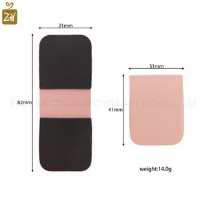 Minimalistische Magnet-Lesezeichen in 16 Farben aus Kunstleder als Seitenclip zum Lesen – Geschenke für Buchliebhaber - Product Image 6