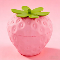 Moulins à herbes manuels en alliage de zinc, design fantaisie en forme de fraise, pour tabac et herbes sèches, vente en gros