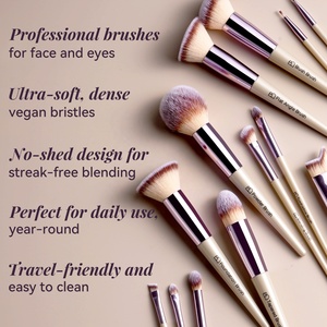 BS-MALL Set di 18 Pennelli da Trucco Sintetici Color Oro Champagne, Kit Personalizzato di Pennelli Vegani per Fondotinta e Ombretto con Custodia - Product Image 5