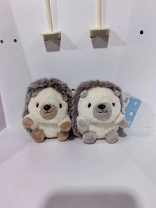 Porte-clés en peluche créatif Lulu le hérisson, pendentif de sac exquis en forme de petit hérisson simulé - Product Image 3