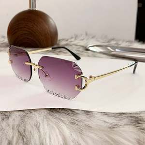 Gafas de Sol Rectangulares sin Montura de Moda 2025 con Logotipo Personalizado, Alta Calidad, Protección UV400, Lentes Degradadas, Montura Cuadrada de Aleación para Hombre y Mujer - Product Image 3