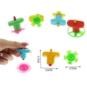 Giroscopio di torsione Spinner giocattolo per bambini Unisex plastica trottola classico disco volante Fidget giocattoli con lanciatore - Product Image 2