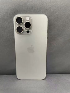 ขายส่งสมาร์ทโฟนมือสองคุณภาพสูง 15 Pro Max ปลดล็อค 5G สีไทเทเนียมธรรมชาติ รุ่นจีน รองรับ CDMA แรม 8GB สภาพเยี่ยม+ - Product Image 5