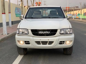 Pick-up double cabine <span class=keywords><strong>4x4</strong></span> personnalisé d'<span class=keywords><strong>occasion</strong></span>, 2.5L 121 ch diesel - Product Image 3