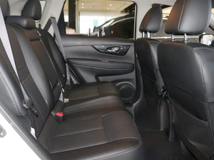 Nissan X-<span class=keywords><strong>Trail</strong></span> 2020-2022 al por Mayor, Alta Calidad, Eficiente en Combustible, Volante a la Izquierda, Neumáticos R17, Asientos <span class=keywords><strong>de</strong></span> Cuero Automáticos, SUV Usado - Product Image 3