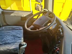 Camion <span class=keywords><strong>tracteur</strong></span> d'occasion HO-WO X3000 6x4 RHD LHD avec climatisation, moteur Weichai remis à neuf, transport routier durable, capacité de remorquage 60 tonnes, abordable - Product Image 5