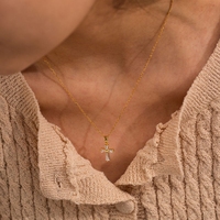 Collier pendentif croix en acier inoxydable plaqué or 18 carats avec zircone cubique, collier croix CZ pour homme et femme