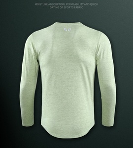 Camiseta deportiva de manga larga para hombre reflectante de secado rápido personalizada, camiseta de manga larga de gimnasio para hombre, camiseta de manga larga de gimnasio para entrenamiento y Yoga - Product Image 4