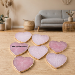 Tetera de Cristal de Cuarzo Rosa Irregular con Adornos Dorados Tallados a Mano con Temática de Mascota - Product Image 4