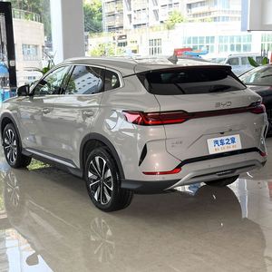 2024 Byd Song Plus Ev 605km Coche eléctrico 5 puertas 5 asientos Coche eléctrico BYD de alta velocidad Hecho en China para la venta - Product Image 1