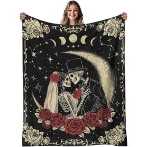 Couverture en flanelle motif couple squelette, couverture de sieste, douillette, chaude et super douce pour l'hiver, impression personnalisée, vente en gros - Product Image 5