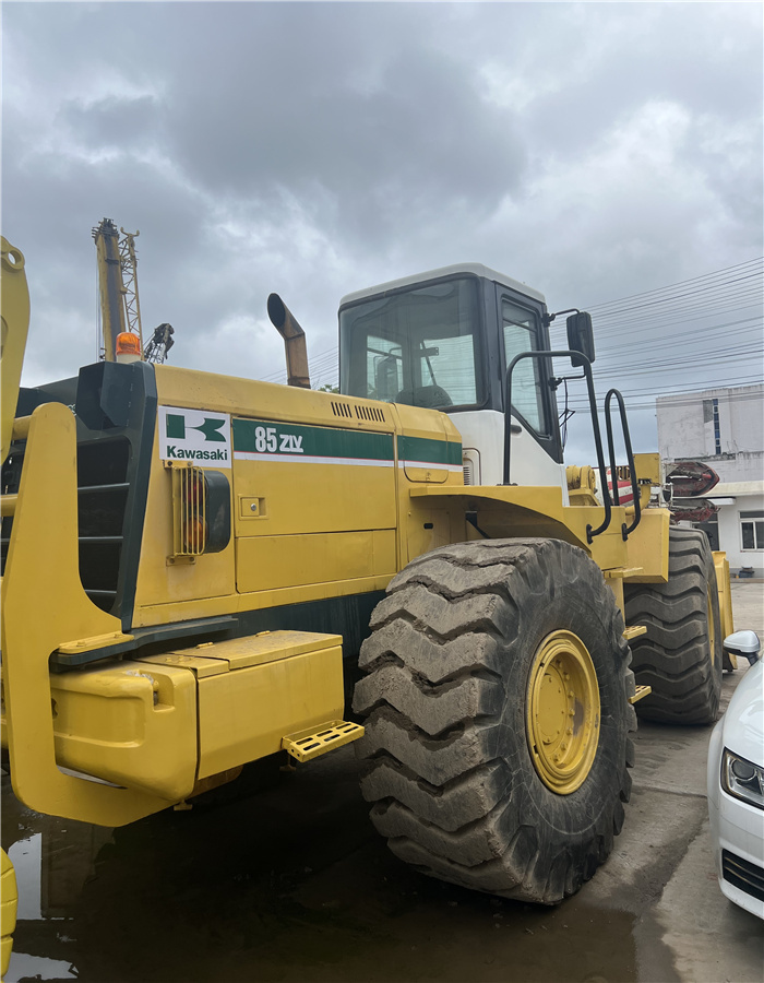 Kawasaki 70B Loader - High Efficiency for Various Industries