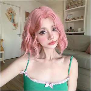 Peluca corta y rizada de color rosa con línea de cabello natural, cobertura completa de la cabeza, fibra Kanekalon, cabello sintético para estilo Harajuku Lolita - Product Image 2