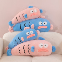 Niedliches Clownfisch-Plüschkissen Großäugiges Design mit Roten Lippen Büro-Sofakissen Unisex-Geschenk für Partys