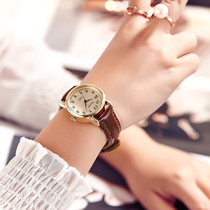 Nuevo reloj de cuarzo estilo coreano con correa de cuero genuino, reloj electrónico moderno adecuado para hombres y mujeres. - Product Image 1