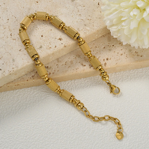 Bracelet à maillons en acier inoxydable premium plaqué or 18 carats, unisexe, de qualité supérieure, avec perles cylindriques texturées brillantes, durable, vente en gros en vrac - Product Image 4
