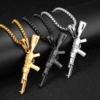 Collier pendentif pistolet à AK-47 en acier inoxydable de style hip-hop chaîne à maillons plaquée or 24 pouces cadeau de mariage à la mode pour femmes et hommes