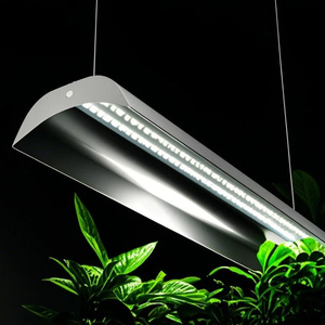 Barre lumineuse LED T8 72W pour culture intérieure, pleine croissance, serre, hydroponie, semis de légumes, IP44 - Product Image 1