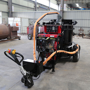 Sigillante per crepe a motore diesel da 93 galloni di alta qualità con trasmissione a trazione - Product Image 6