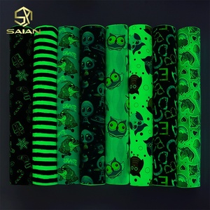 Recién llegado, diseño de dibujos animados de personajes personalizados, <span class=keywords><strong>cuero</strong></span> <span class=keywords><strong>PU</strong></span> fluorescente luminoso <span class=keywords><strong>que</strong></span> brilla en la oscuridad, vinilo de piel sintética para bolsa de lazos para el pelo - Product Image 2