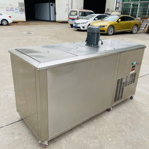 Machine à fabriquer des blocs de glace industrielle commerciale de 0,5 tonne/24h, 20 pièces par cycle - Product Image 4