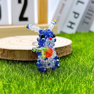 Llaveros de conejito y zanahoria personalizados, regalo promocional, regalos de cumpleaños para niñas, colgante para bolso de niña, llavero de conejo hecho a mano - Product Image 4